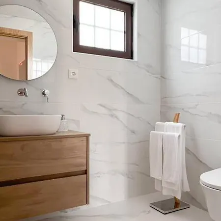 Casa Da Eira By Quantique Amares