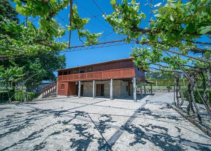 Willa Casa Da Eira By Quantique Amares